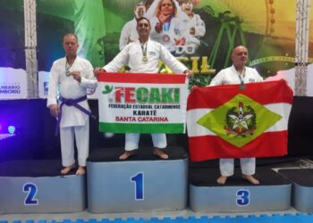 Gilberto Garcia sagra-se campeão da Copa do Brasil de Karatê