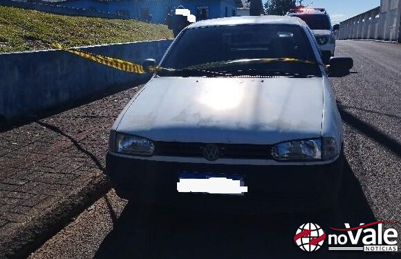 Veículo furtado é recuperado pela polícia em Campos Novos