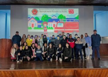 Bombeiros realizam palestras de Prevenção Contra Incêndios em escolas de Capinzal