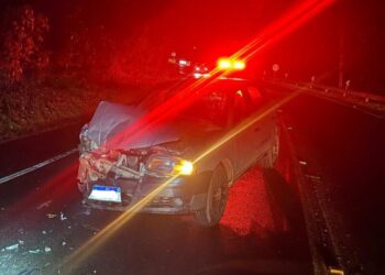 Três veículos se envolvem em acidente na SC-150 em Lacerdópolis