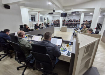 Ouça: Vereadores aprovam por unanimidade projeto que flexibiliza regras para construções às margens do rio Capinzal