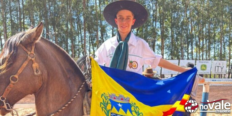 Jovem de Ipira é campeão brasileiro no Rodeio Crioulo de Cristalina (GO)