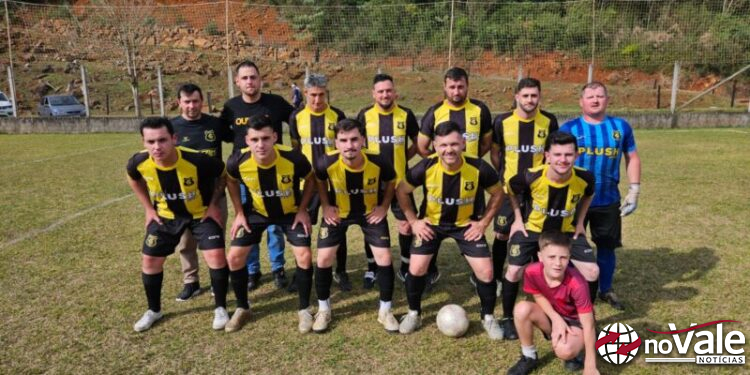 Rede balança oito vezes em mais uma rodada da Taça Nativa FM de Futebol Society