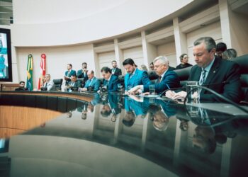 Alesc aprova tramitação de projeto sobre eleições gerais e mandato de cinco anos