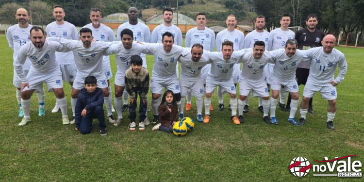 Master Capinzal leva a melhor em amistoso contra o Continental