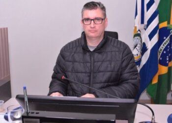 Câmara de Capinzal aprova projeto que garante validade de receitas médicas particulares para retirada de medicamentos no SUS