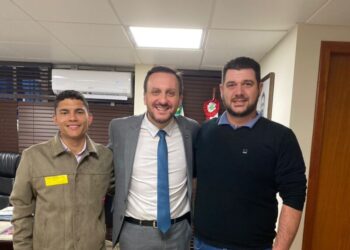 Vereadores de Lacerdópolis buscam recursos em agenda na ALESC