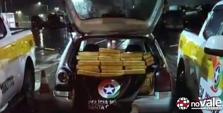 4 mil maços de cigarros contrabandeados são apreendidos em Chapecó (Vídeo)