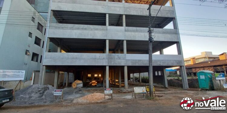 Repasse de recursos do Governo do Estado, garante sequência das obras de ampliação da Oncologia do HUST, em Joaçaba