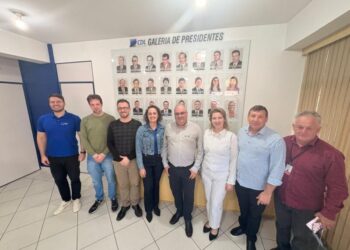 BRDE aproxima relações com empresários do Meio-Oeste em visita à CDL Capinzal