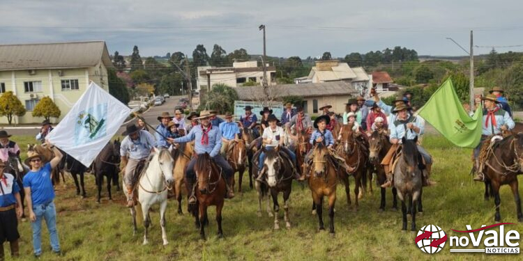 Cavalgada da Amizade reúne tradicionalistas em Zortéa para celebrar o Dia do Gaúcho