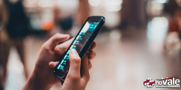Entram em vigor novas regras sobre reajuste de planos de celular e internet