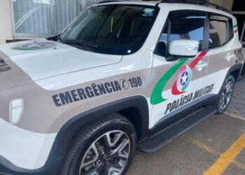 Homem é detido por injúria e lesão corporal leve em caso de violência doméstica em Joaçaba