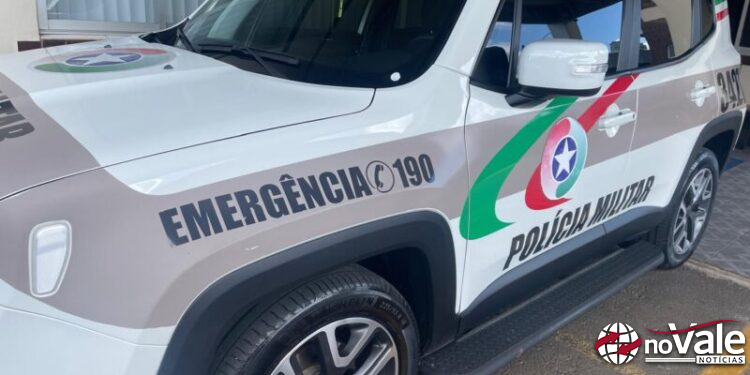 Homem é detido por injúria e lesão corporal leve em caso de violência doméstica em Joaçaba