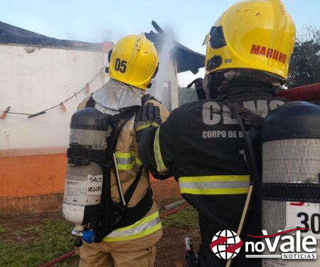 Incêndio atinge granja de suínos em Salto Veloso