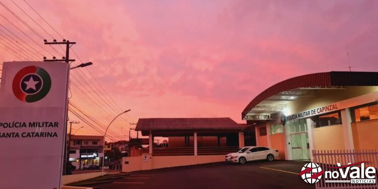 Homem é preso por agredir companheira em Capinzal