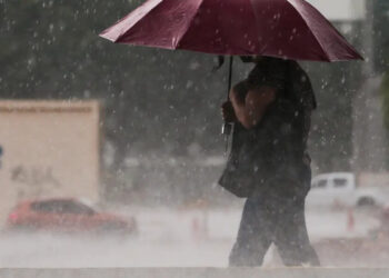 Defesa Civil alerta para ocorrências de temporais chuva intensa entre a madrugada do domingo (21) e a segunda-feira (22)