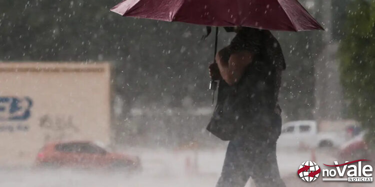Defesa Civil alerta para ocorrências de temporais chuva intensa entre a madrugada do domingo (21) e a segunda-feira (22)