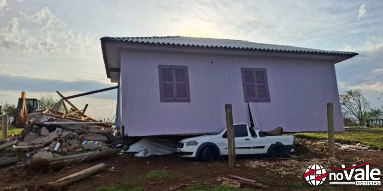 Defesa Civil confirma passagem de tornado no Extremo-Oeste