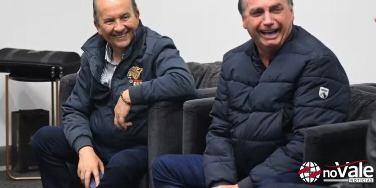 Jorginho Mello faz visita “cordial” a Bolsonaro e detalha acordo sobre vaga de SC ao Senado