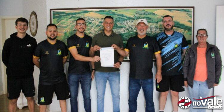 Prefeito interino autoriza aquisição de veículo para a Secretaria de Esportes de Zortéa