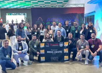 Núcleo de Jovens Empreendedores da ACIRP marca presença na 205ª AGO em Xanxerê