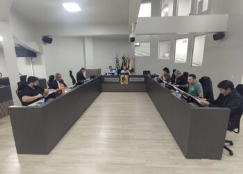 Câmara de Vereadores de Capinzal realiza sessão com entrega de duas moções de aplausos