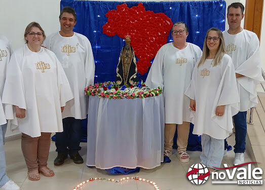 Comunidade do Loteamento Lar Imóveis realiza a primeira noite de Tríduo em Honra Nossa Senhora Aparecida