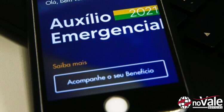 Mais de 177 mil famílias são notificadas para devolver valores do Auxílio Emergencial