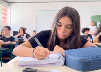 Simulados de avaliação da aprendizagem são aplicados a 128 mil alunos da rede estadual
