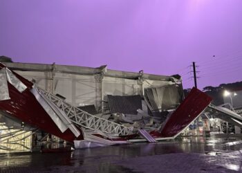 Temporal provoca estragos em Videira durante a noite desta sexta-feira