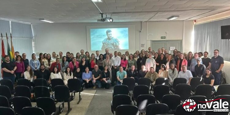 AMMOC promove curso sobre Reforma Tributária para municípios da região Meio-Oeste