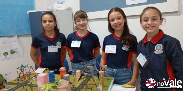 Piratuba: 1ª Feira municipal de ciências, tecnologias e robótica é realizada na EMEB Professora Amélia Poletto Hepp