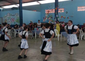 Escola Doutor Vilson Pedro Kleinubing encerra projeto sobre cultura italiana e alemã