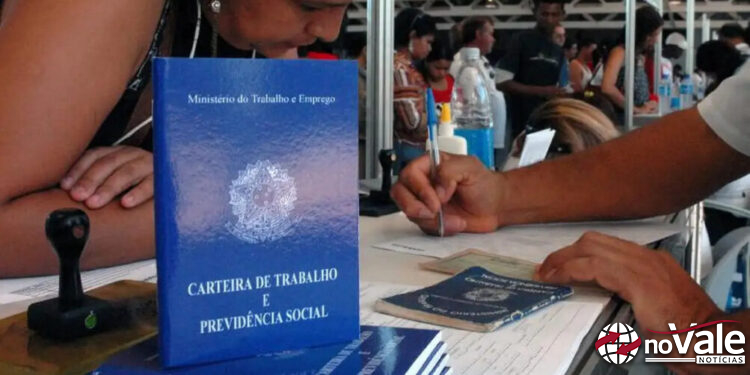 Brasil cria 213 mil empregos formais em setembro, aponta Novo Caged