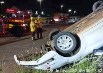 Jovem morre em colisão entre veículos no BR-470