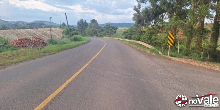Menino de 11 anos é atropelado ao atravessar rodovia em Treze Tílias