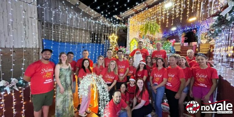 Piratuba: Cerca de 400 pessoas participam do 12° Natal Luz no Distrito de Uruguai