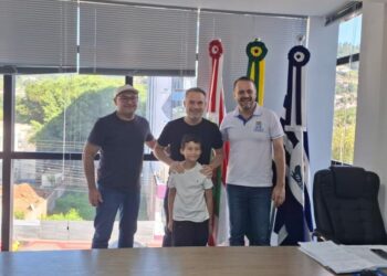 Deputado Fabio Schiochet visita Capinzal e articula agenda em Brasília para discutir recursos para habitação