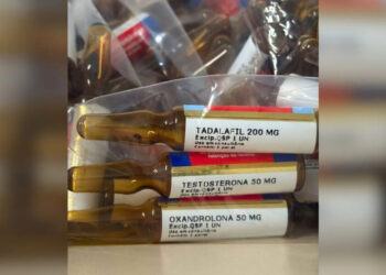 Operação apreende R$ 1 milhão em ‘chips da beleza’ e hormônios injetáveis em SC