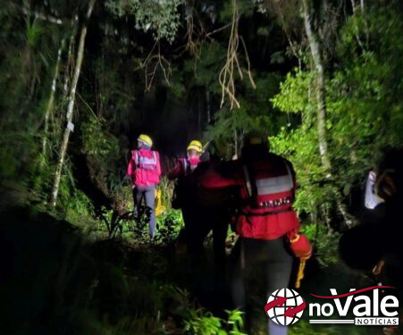 Buscas por adulta e criança mobilizam Bombeiros no rio Chapecozinho, em Xanxerê