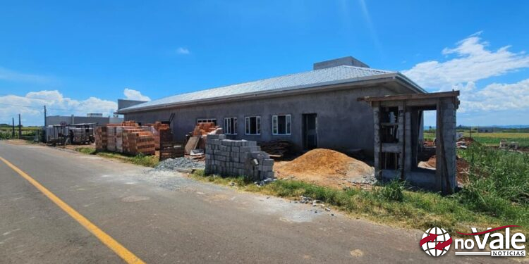 Construção da UBS Recanto dos Pássaros segue em andamento