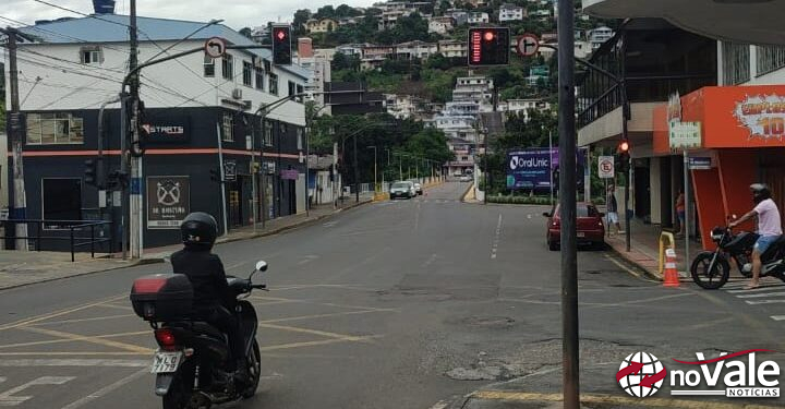 Semáforos próximos à ponte entre Capinzal e Ouro passarão a operar em modo alerta