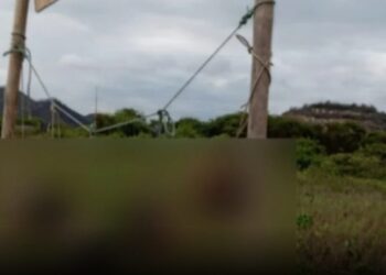 Cinco cabeças humanas são encontradas penduradas em praia no Equador