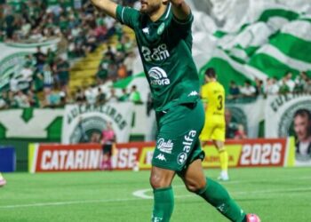 Chapecoense tropeça em casa na estreia do Campeonato Catarinense