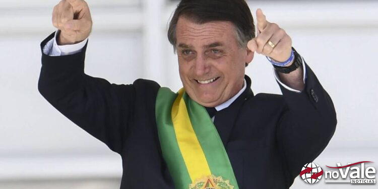 Bolsonaro pode ter patente cassada e ser transferido para presídio comum