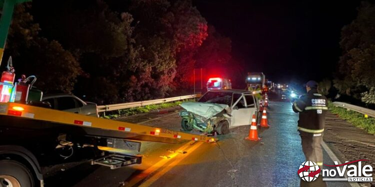Engavetamento envolve quatro veículos na BR-116 em Santa Cecília