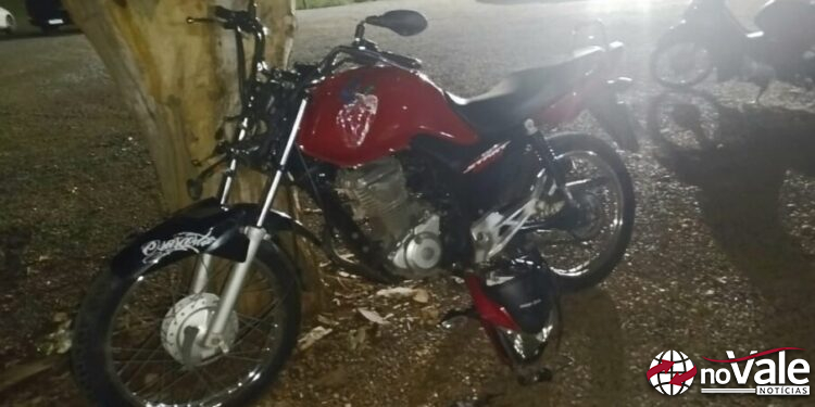Motociclista colide com pulverizador agrícola em Capinzal