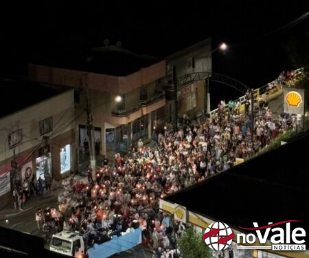Procissão de Nossa Senhora dos Navegantes reúne fiéis e confirma sucesso da celebração em Ouro