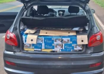 Polícia apreende 5 mil maços de cigarros durante abordagem de veículo no Meio-Oeste